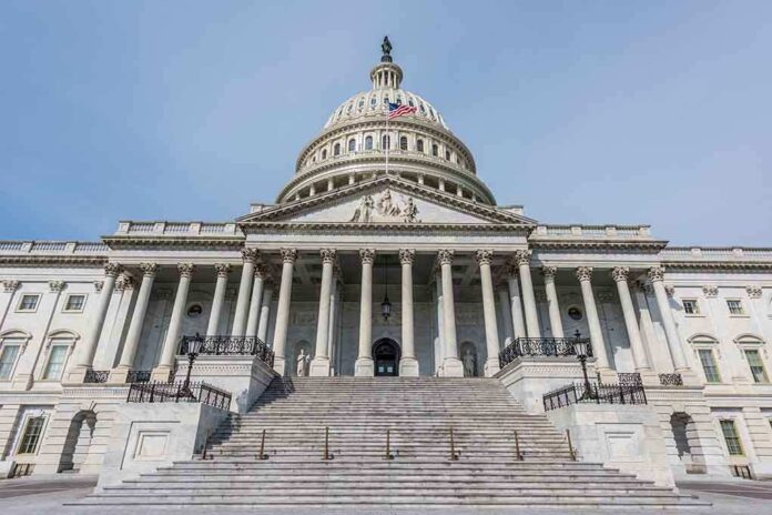624595898 featured image US Capitol building with large dome and steps