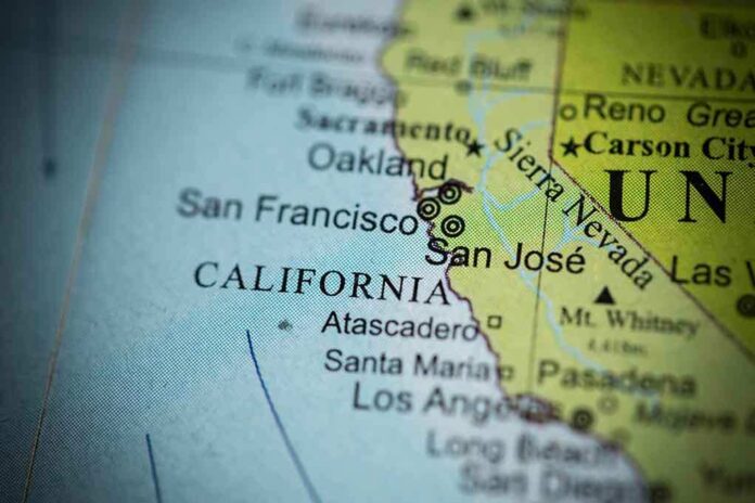 309262043 featured image Close-up of California map showing major cities