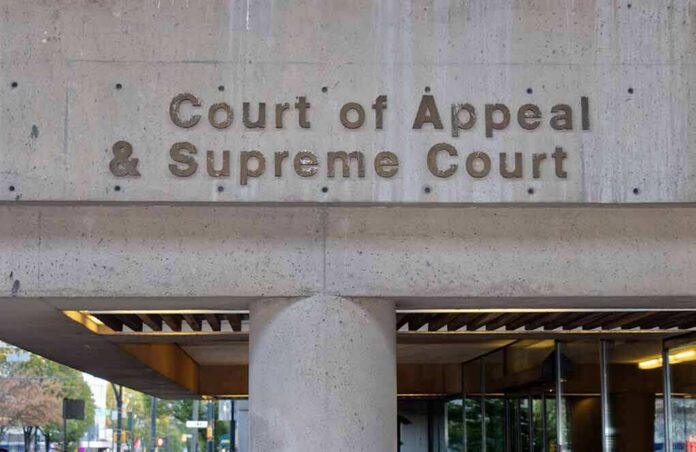 shutterstock_1523708000 Court of Appeal and Supreme Court building entrance
